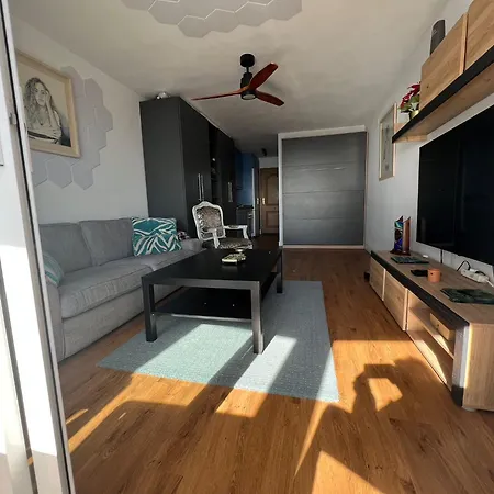 Calypso Holidays Apartamento *
